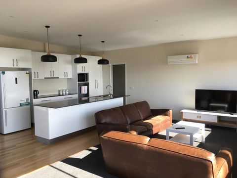 Couples Getaway On Bruny Island - Hervey Bay Accommodation 23