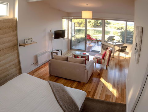Eagle Peaks At Freycinet - Hervey Bay Accommodation 34