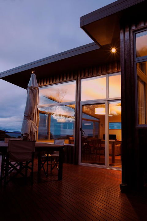 Eagle Peaks At Freycinet - Hervey Bay Accommodation 23