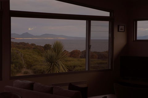 Eagle Peaks At Freycinet - Hervey Bay Accommodation 20