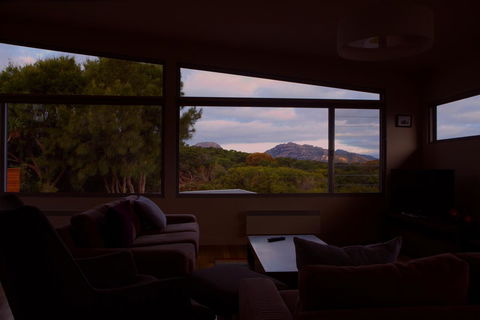 Eagle Peaks At Freycinet - Hervey Bay Accommodation 19