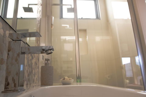 Eagle Peaks At Freycinet - Hervey Bay Accommodation 15