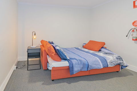 4 Bedroom House - Hobart CBD - Free Parking - Free WIFI - Tourism Hervey Bay 18