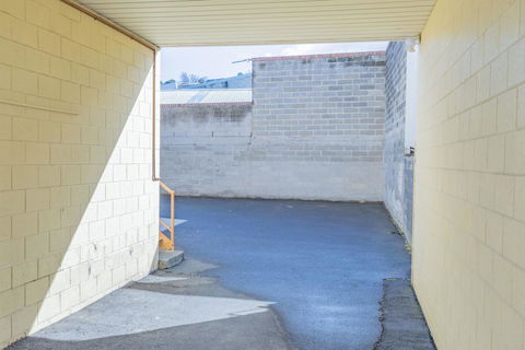 4 Bedroom House - Hobart CBD - Free Parking - Free WIFI - Tourism Hervey Bay 26
