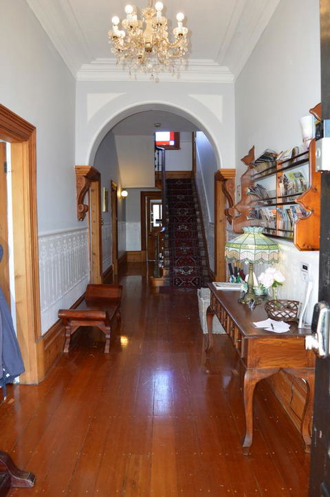 The Dragonfly Inn - Tourism Hervey Bay 40