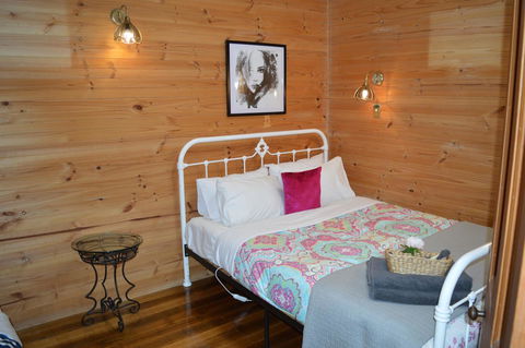 The Dragonfly Inn - Tourism Hervey Bay 18