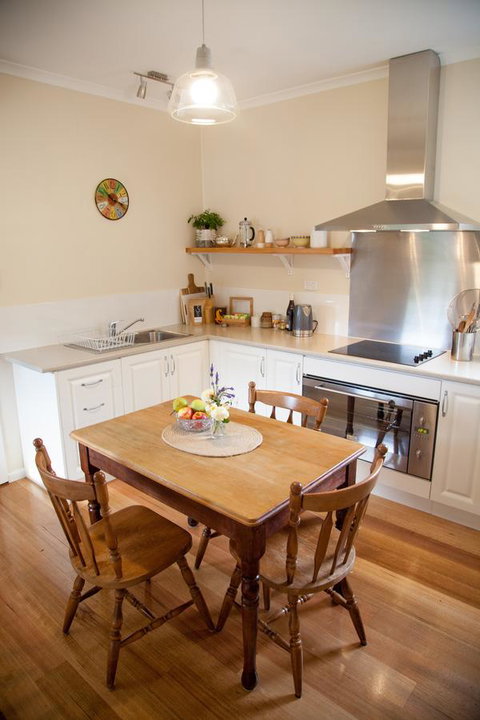 The Pear Cottage - Hervey Bay Accommodation 10