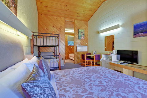 Gold Rush Inn - Tourism Hervey Bay 22