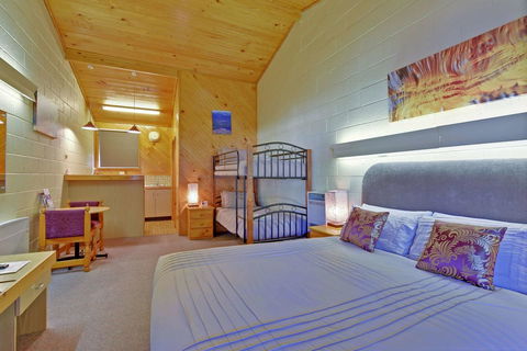 Gold Rush Inn - Tourism Hervey Bay 17