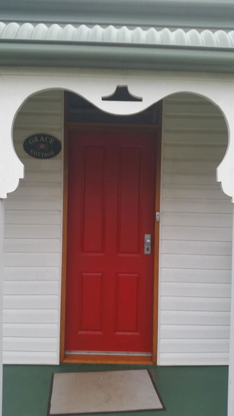 Grace Cottage - Tourism Hervey Bay 16