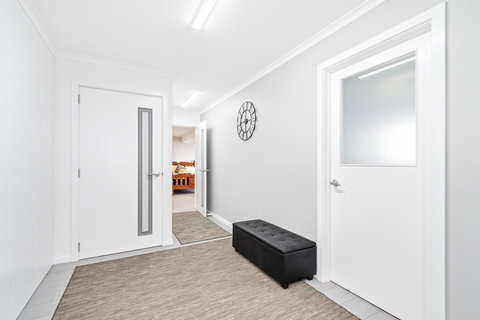 Views Forever - Devonport - Hervey Bay Accommodation 9