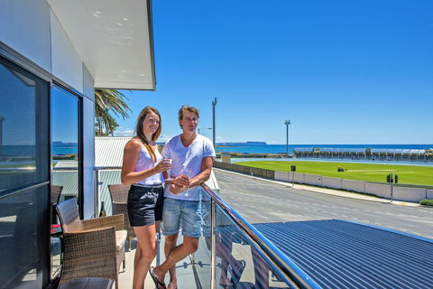 Burnie By The Bay Apartments - Tourism Hervey Bay 10
