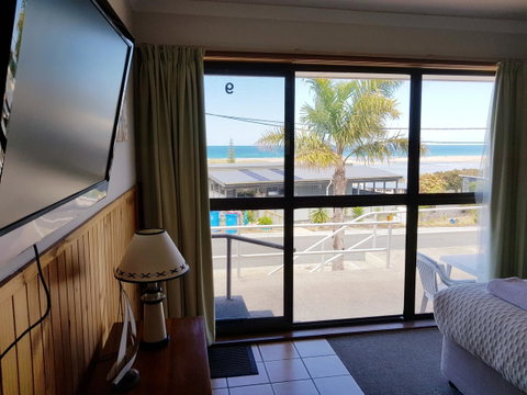 Blue Seas Holiday Villas - Hervey Bay Accommodation 43