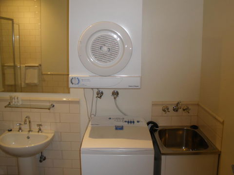 Launceston Central Apartment Hotel Official - Tourism Hervey Bay 23