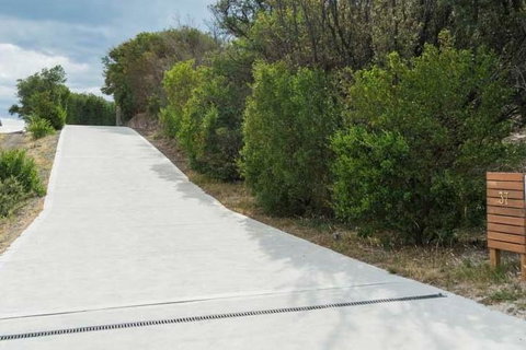 Freycinet Panorama - Hervey Bay Accommodation 1