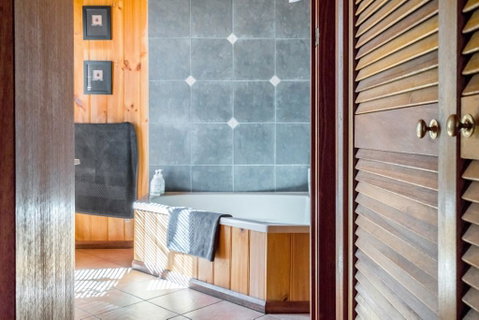 Freycinet Panorama - Hervey Bay Accommodation 13