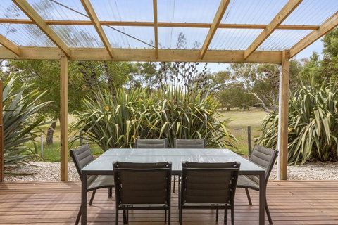170 Hazards View Drive - Unit 2 - Hervey Bay Accommodation 11