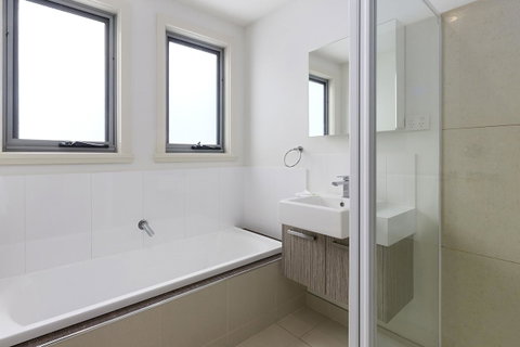 170 Hazards View Drive - Unit 2 - Hervey Bay Accommodation 10
