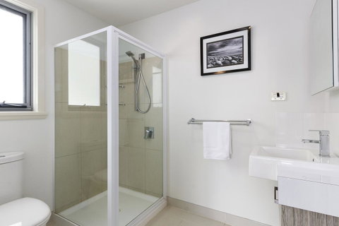 170 Hazards View Drive - Unit 2 - Hervey Bay Accommodation 9