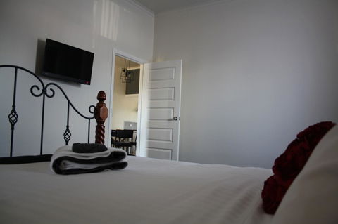 Apartment 5ive - Tourism Hervey Bay 11