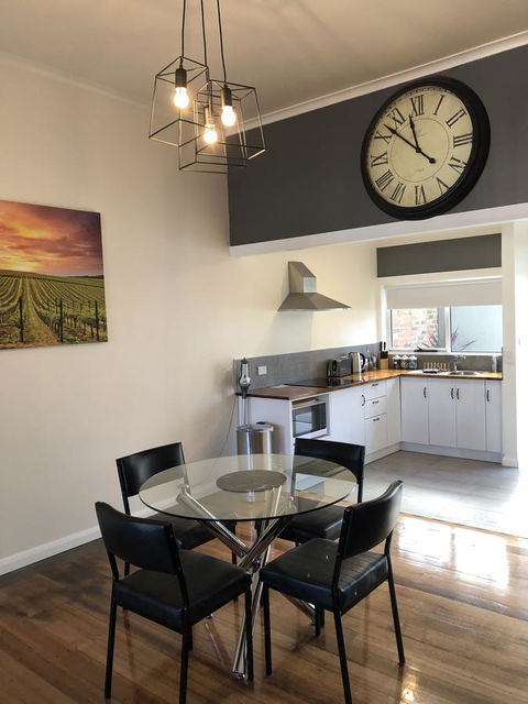 Apartment 5ive - Tourism Hervey Bay 1