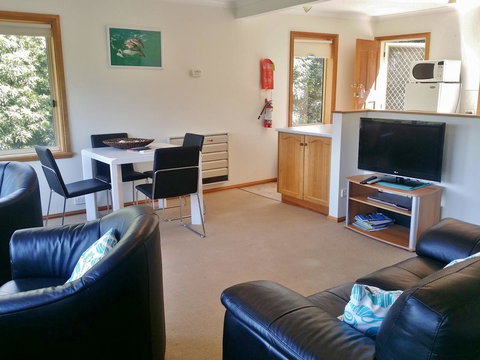 Freycinet Sanctuary 5 - Hervey Bay Accommodation 3