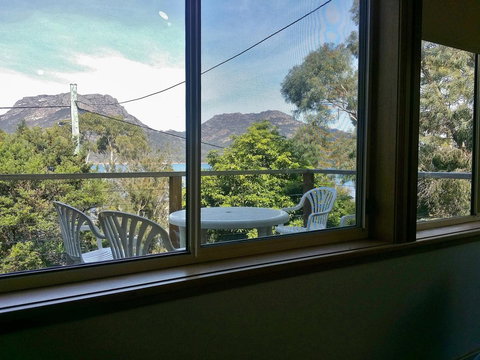 Freycinet Sanctuary 5 - Hervey Bay Accommodation 9