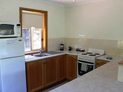 Freycinet Sanctuary 5 - Hervey Bay Accommodation 5