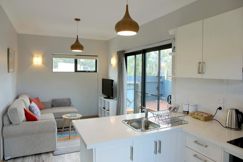 Kingston Beach-House Retreat - Hervey Bay Accommodation 7