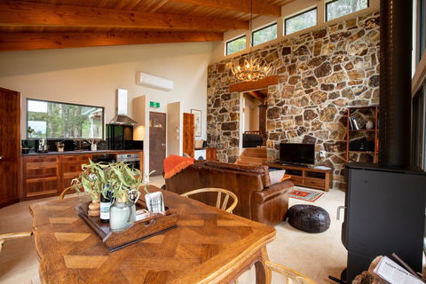 Adventure Bay Retreat Bruny Island - Hervey Bay Accommodation 22