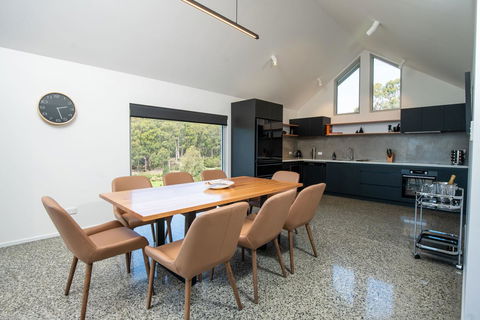 Adventure Bay Retreat Bruny Island - Hervey Bay Accommodation 28