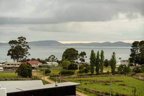 Adventure Bay Retreat Bruny Island - Hervey Bay Accommodation 44