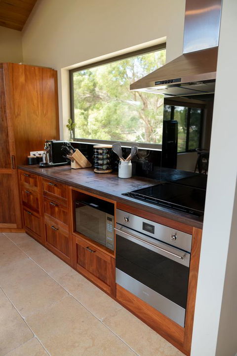 Adventure Bay Retreat Bruny Island - Hervey Bay Accommodation 20