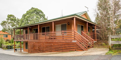 Driftwood Strahan Villas - Tourism Hervey Bay 4