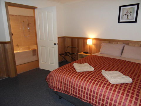 Driftwood Strahan Villas - Tourism Hervey Bay 15