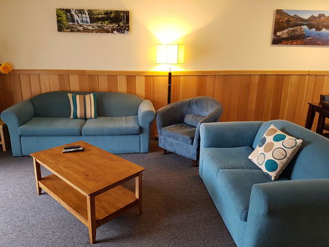 Driftwood Strahan Villas - Tourism Hervey Bay 10