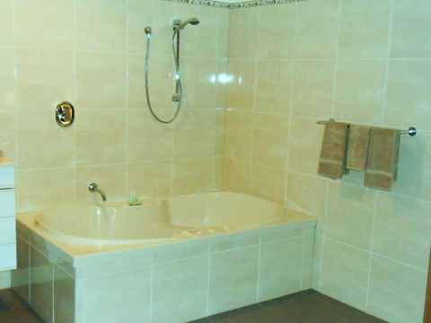 Driftwood Strahan Villas - Tourism Hervey Bay 18