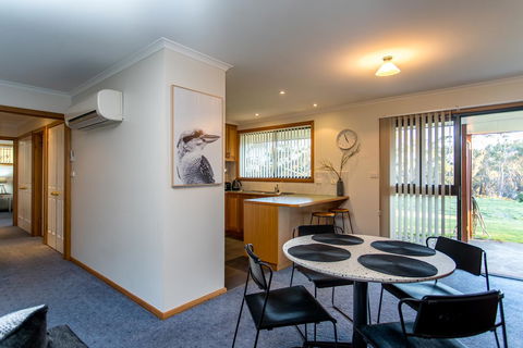 Acton Park Holiday Units - Hervey Bay Accommodation 3