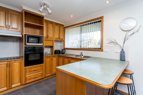 Acton Park Holiday Units - Hervey Bay Accommodation 9