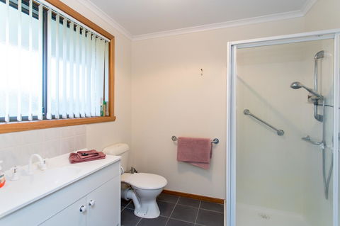 Acton Park Holiday Units - Hervey Bay Accommodation 6