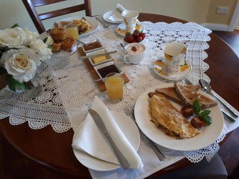Robin\'s Nest B&B - Hervey Bay Accommodation 1