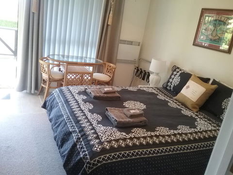 Robin\'s Nest B&B - Hervey Bay Accommodation 21