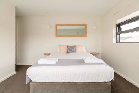 Kangaroo Bay Apartments - Tourism Hervey Bay 24