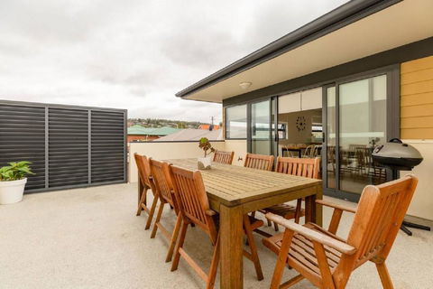 Kangaroo Bay Apartments - Tourism Hervey Bay 20
