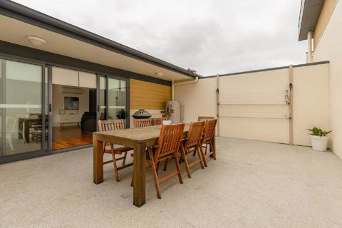 Kangaroo Bay Apartments - Tourism Hervey Bay 21