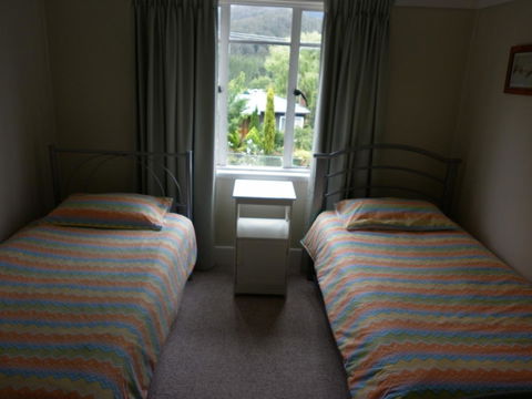 Maydena Chalet - Hervey Bay Accommodation 18