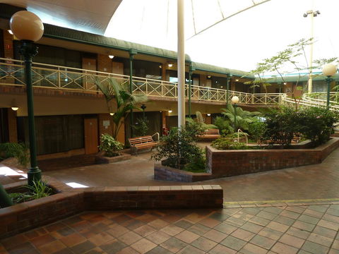 Mayfair Plaza Motel And Apartments - Tourism Hervey Bay 14