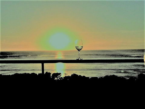 Cocktails With A View - Hervey Bay Accommodation 20