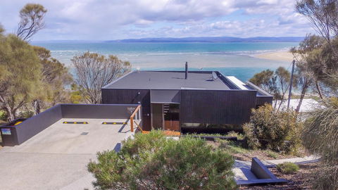 Cocktails With A View - Hervey Bay Accommodation 17