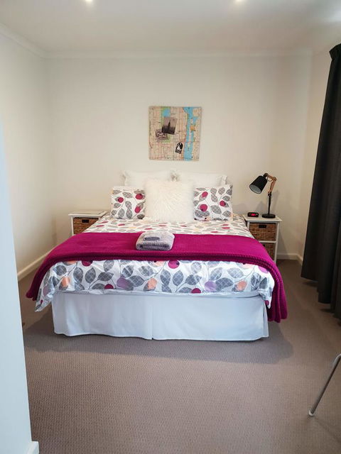 Driftwood-Cottage - Tourism Hervey Bay 8